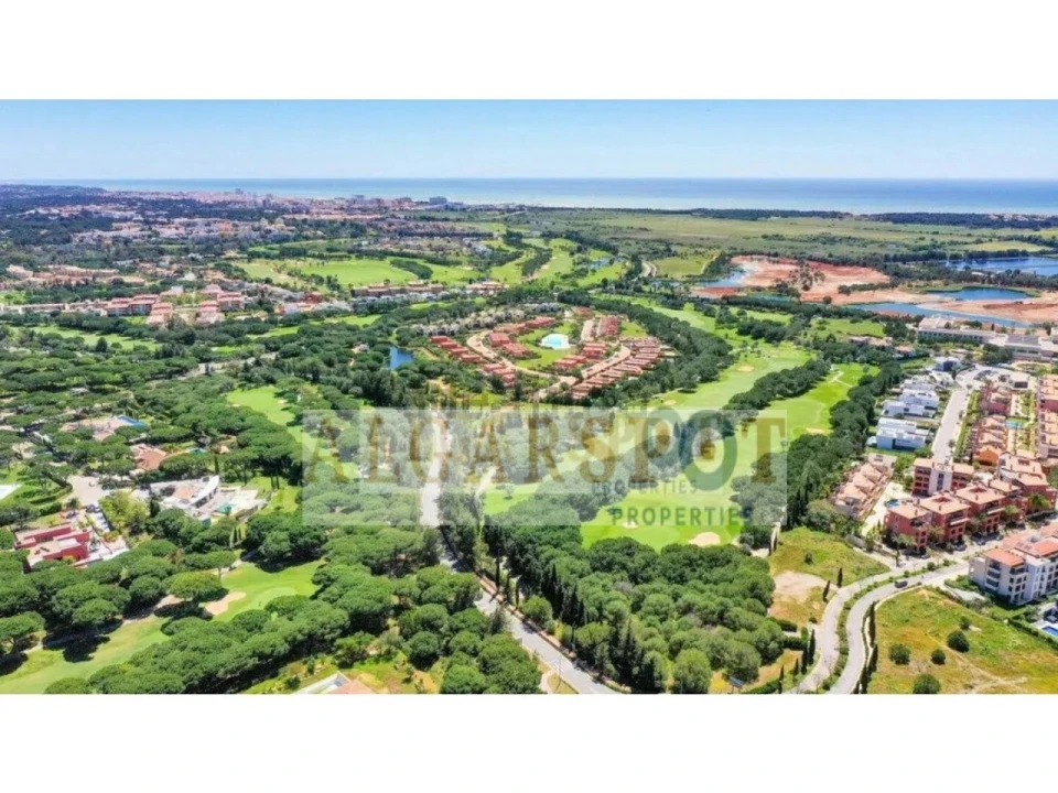 Apartamento T3 para Venda em Quarteira Foto 5