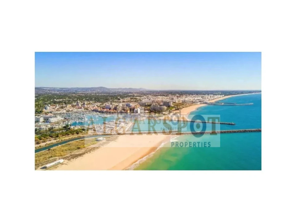 Apartamento T3 para Venda em Quarteira Foto 8