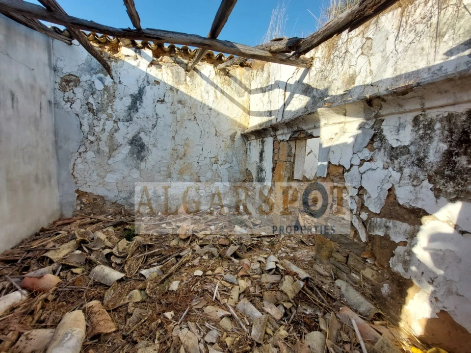 Terreno para Venda em Santa Barbara de Nexe Foto 13