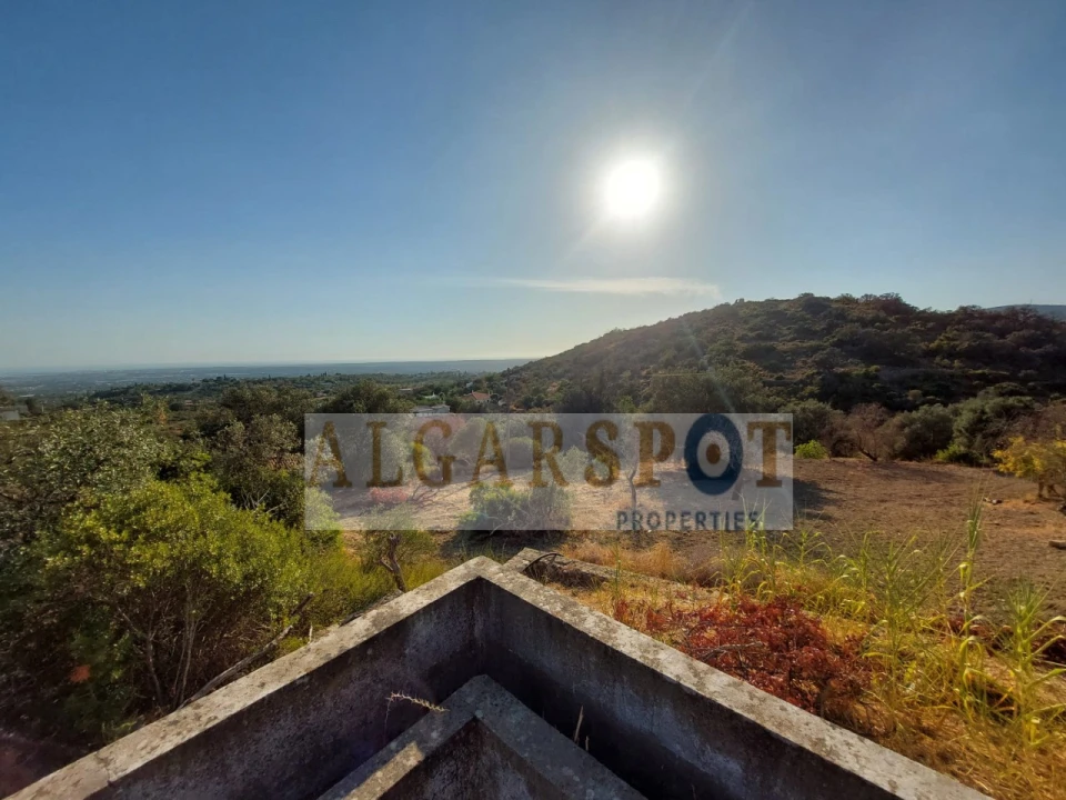 Terreno para Venda em Santa Barbara de Nexe Foto 2