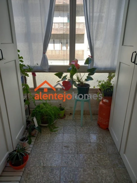 Apartamento T2 para Venda em Venteira