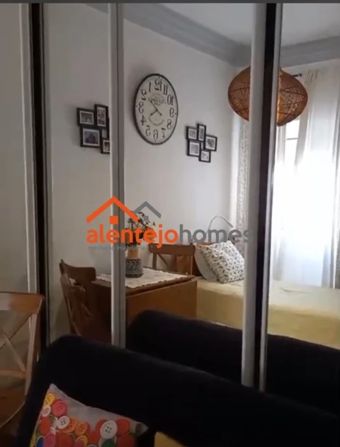 Apartamento T2 para Venda em Venteira