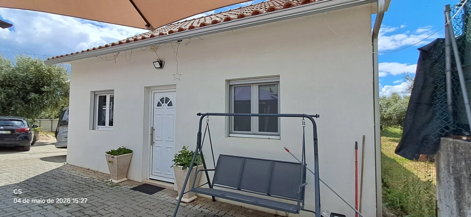 Moradia T3 para Venda em Freixianda, Ribeira do Fárrio e Formigais Foto 1