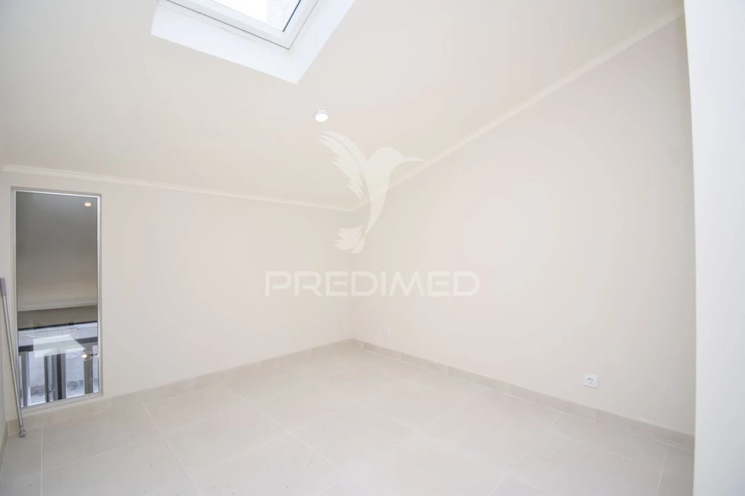 Apartamento T1 para Venda em Arroios Foto 17