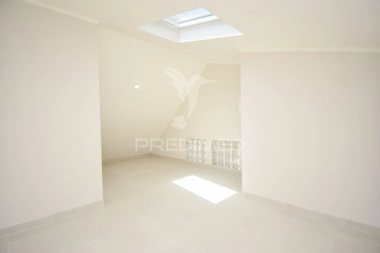 Apartamento T1 para Venda em Arroios Foto 18