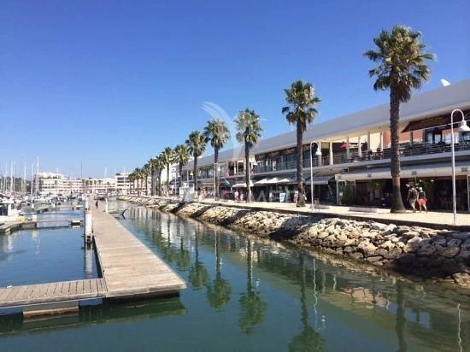 Escritório para Venda em Lagos (São Sebastião e Santa Maria) Foto 17