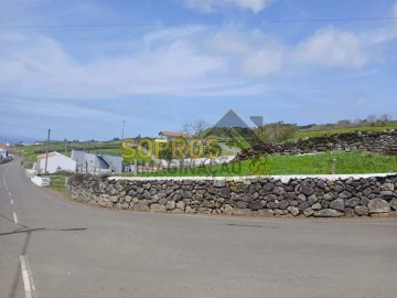Terreno para Venda em Doze Ribeiras