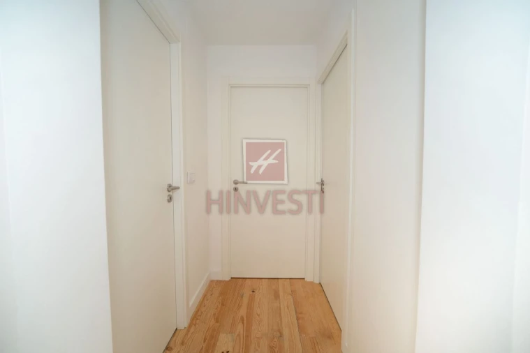 Apartamento T2 para Venda em São Vicente Foto 8