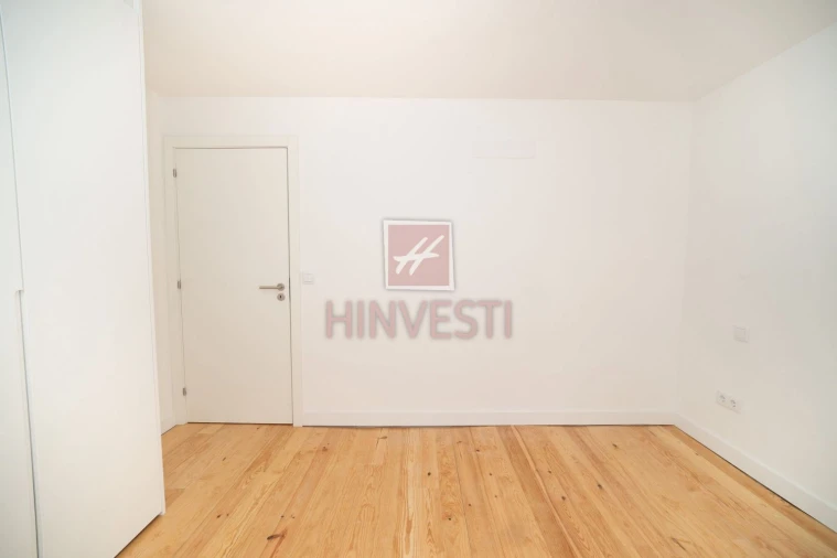 Apartamento T2 para Venda em São Vicente Foto 18