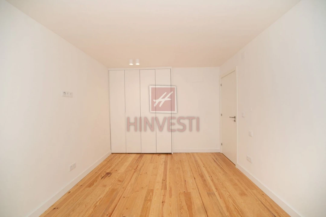 Apartamento T2 para Venda em São Vicente Foto 9