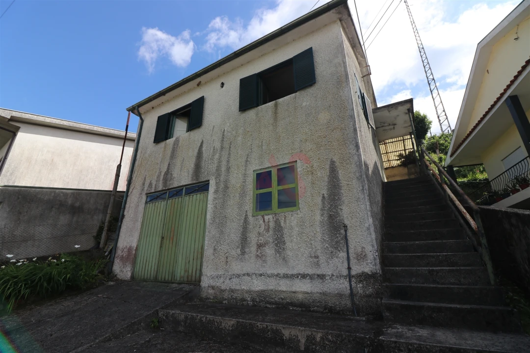 Moradia T4 para Venda em Vila Fria e Vizela (São Jorge) Foto 2