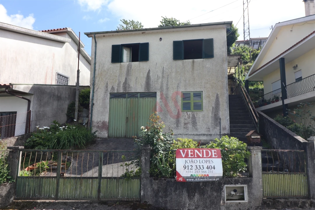 Moradia T4 para Venda em Vila Fria e Vizela (São Jorge) Foto 1