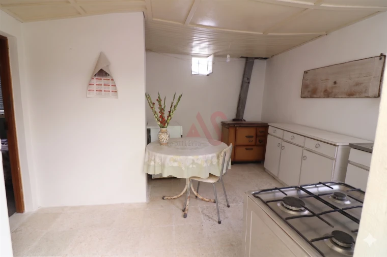 Moradia T4 para Venda em Vila Fria e Vizela (São Jorge) Foto 3