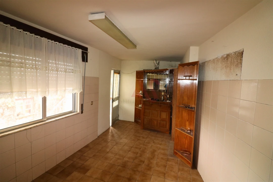 Moradia T3 para Venda em Cepães e Fareja Foto 11