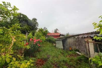 Moradia T3 para Venda em Cepães e Fareja