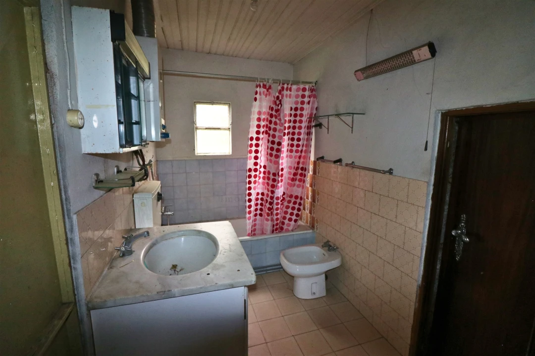 Moradia T3 para Venda em Cepães e Fareja Foto 9