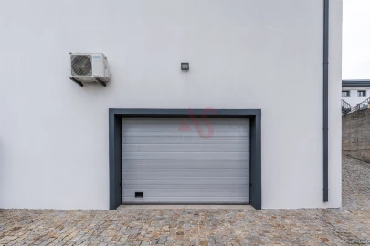 Moradia T3 para Venda em Sobrosa
