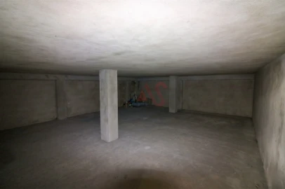 Loja para Venda em Caldas de Vizela (São Miguel e São João)