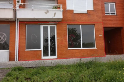 Loja para Venda em Caldas de Vizela (São Miguel e São João)