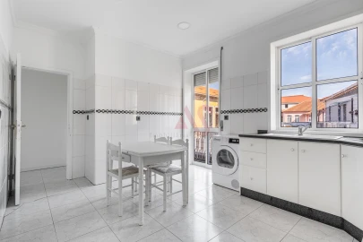 Apartamento T2 para Venda em Caldas de Vizela (São Miguel e São João)