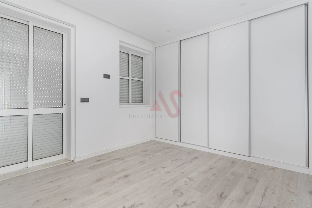 Apartamento T2 para Venda em Caldas de Vizela (São Miguel e São João) Foto 10