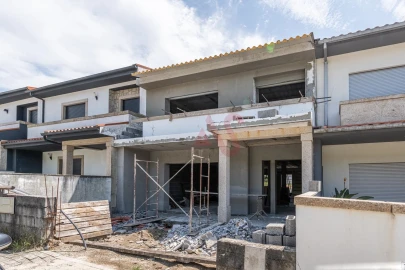 Moradia T3 para Venda em Arões (São Romão)
