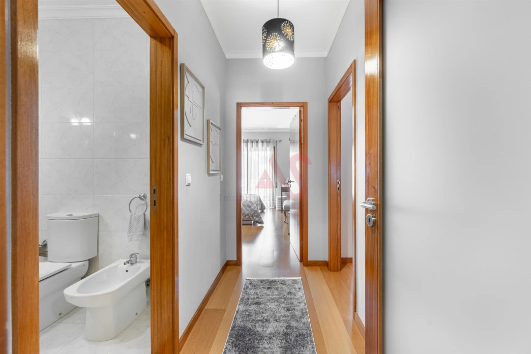 Apartamento T2 para Venda em Penafiel Foto 22