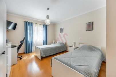 Apartamento T2 para Venda em Penafiel