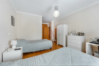 Apartamento T2 para Venda em Penafiel