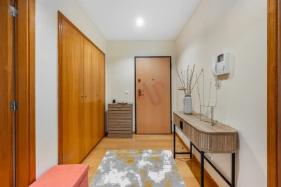 Apartamento T2 para Venda em Penafiel