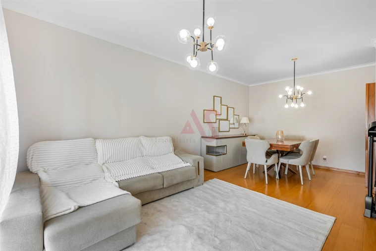 Apartamento T2 para Venda em Penafiel Foto 15