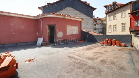 Moradia T5 para Venda em Oliveira, São Paio e São Sebastião