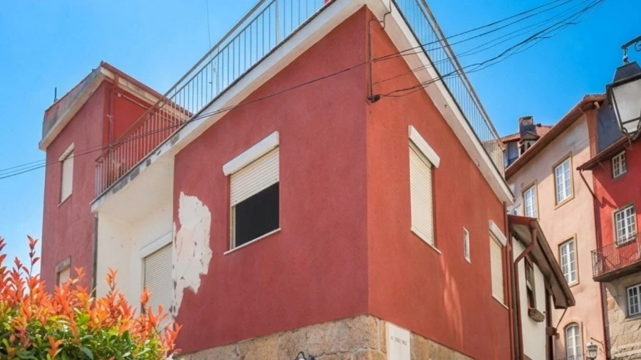 Moradia T5 para Venda em Oliveira, São Paio e São Sebastião