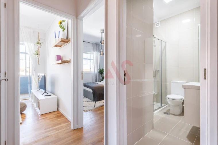 Apartamento T1 para Arrendamento em Bonfim Foto 8
