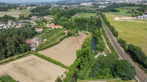 Quinta T0 para Venda em Penafiel