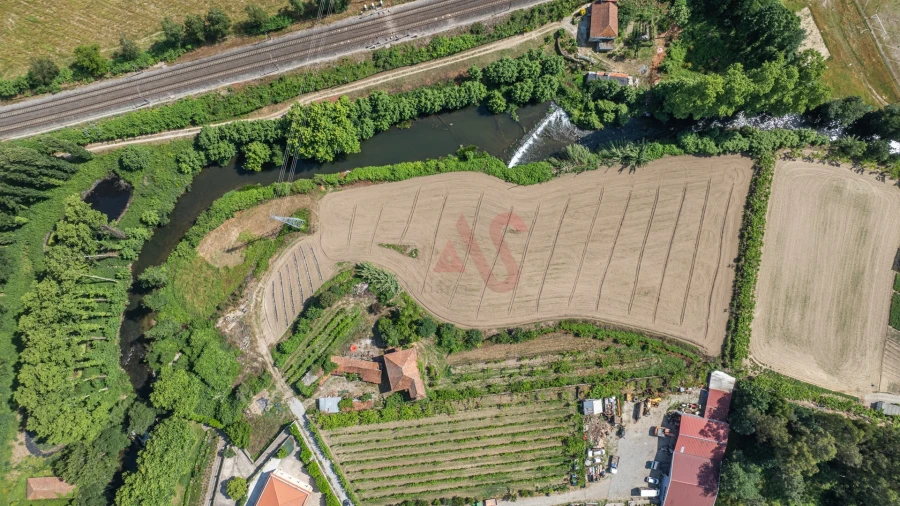 Quinta T0 para Venda em Penafiel Foto 2