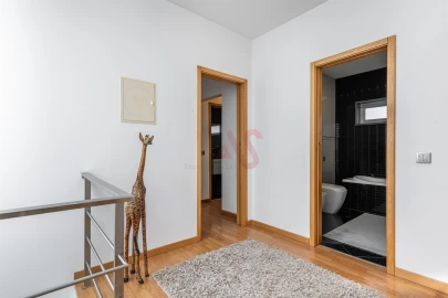 Moradia T3 para Venda em Pombeiro de Ribavizela