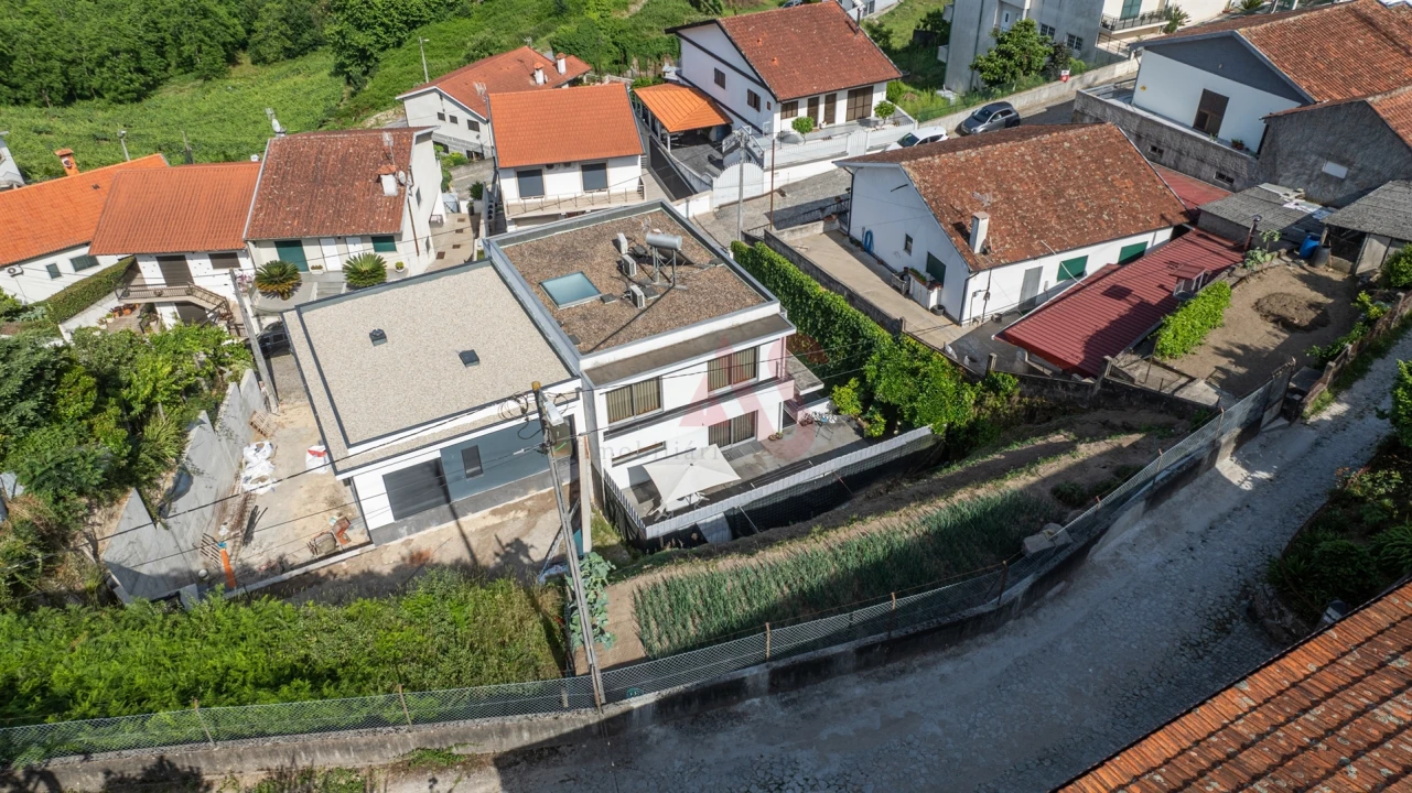 Moradia T3 para Venda em Pombeiro de Ribavizela Foto 28