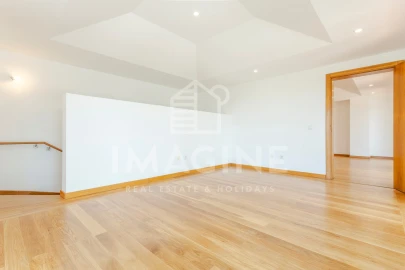 Moradia T5 para Venda em Carvalhal