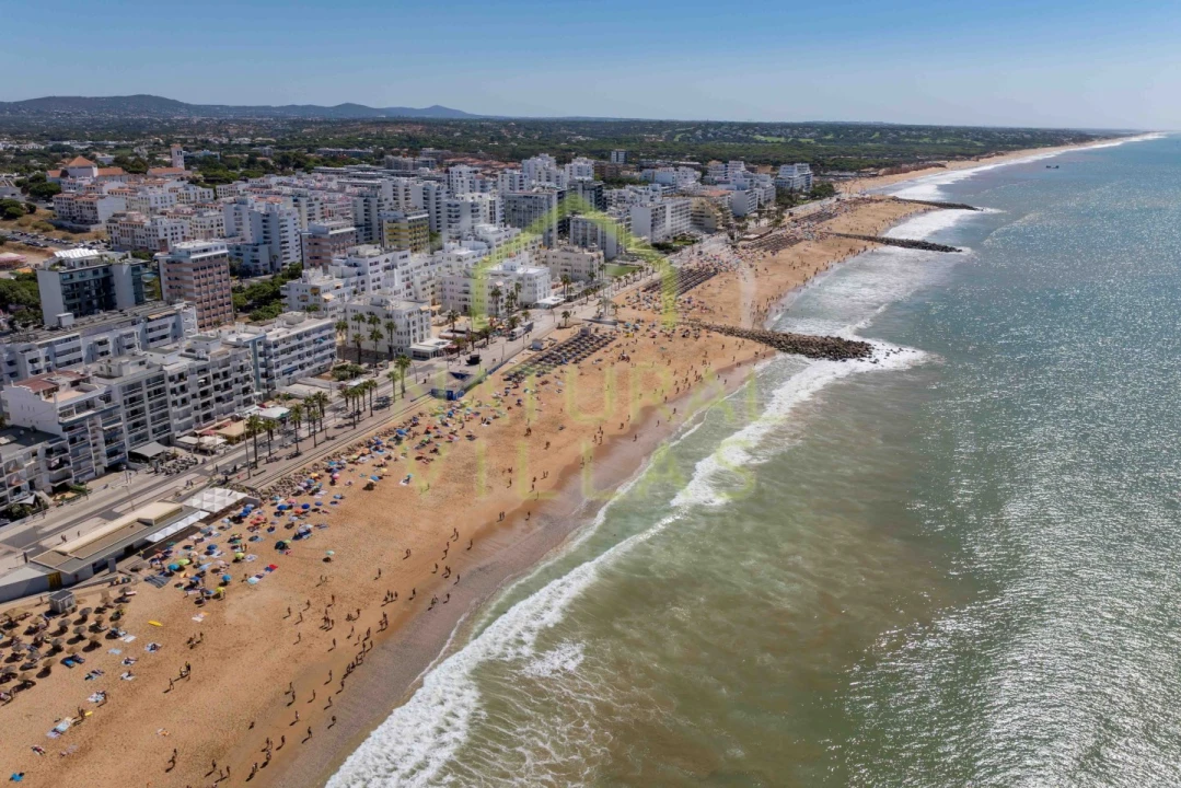 Apartamento T3 para Venda em Quarteira Foto 31