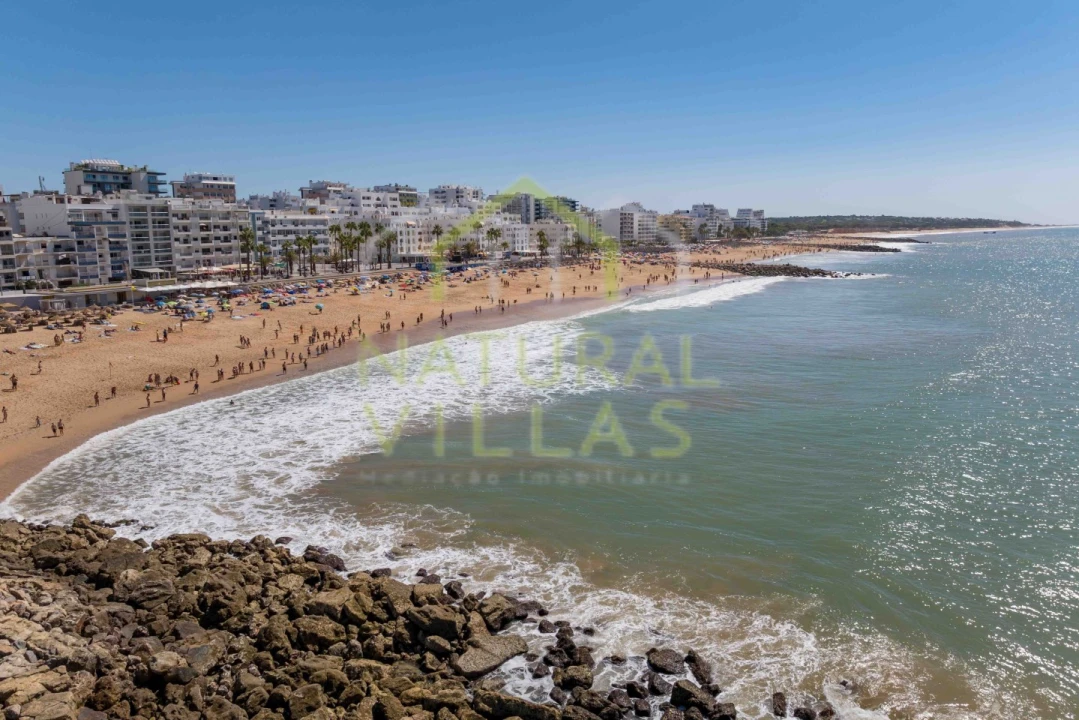 Apartamento T3 para Venda em Quarteira Foto 33