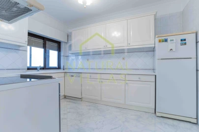 Apartamento T3 para Venda em Quarteira