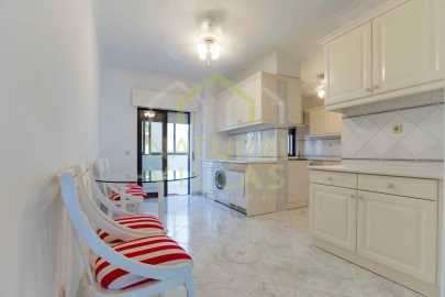 Apartamento T3 para Venda em Quarteira