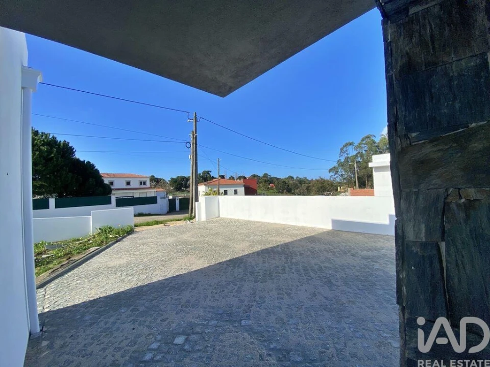 Moradia T3 para Venda em Caldas da Rainha - Santo Onofre e Serra do Bouro Foto 3