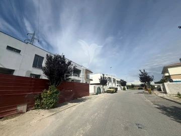 Moradia T3 para Venda em Alvarelhos e Guidões