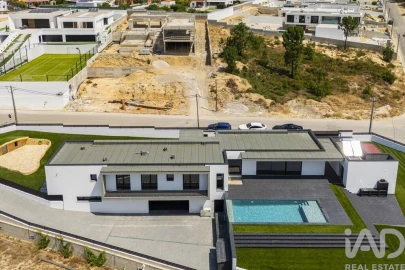 Moradia T3 para Venda em Fernao Ferro