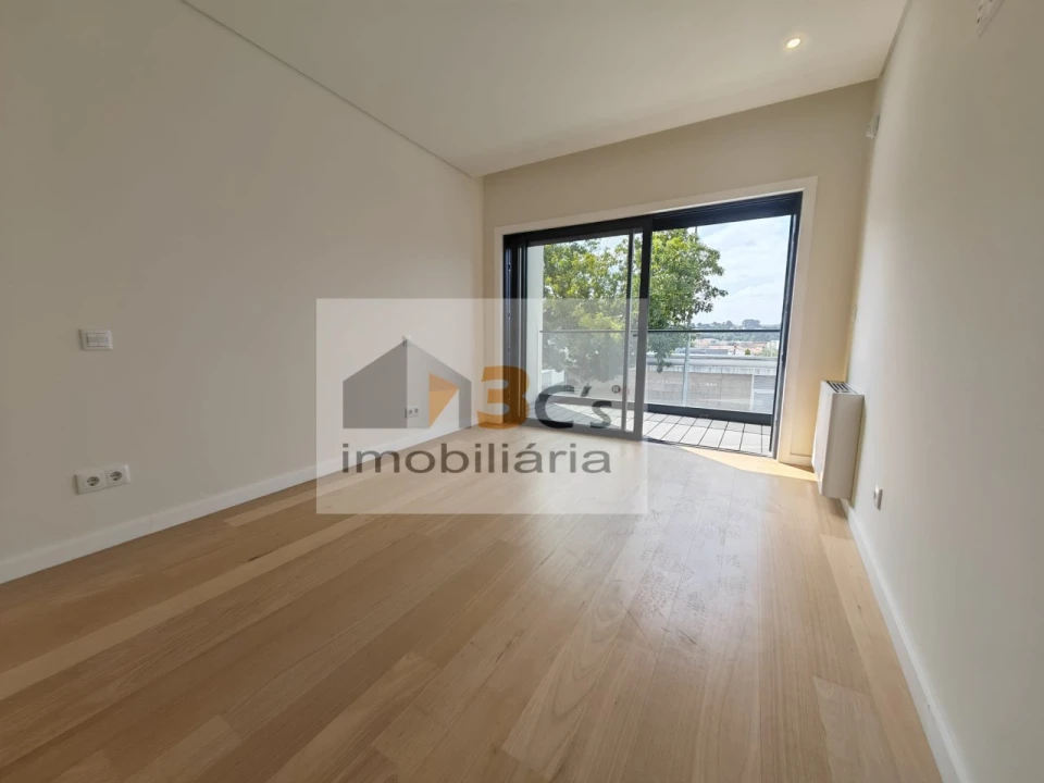 Moradia T4 para Venda em Cidade da Maia Foto 14