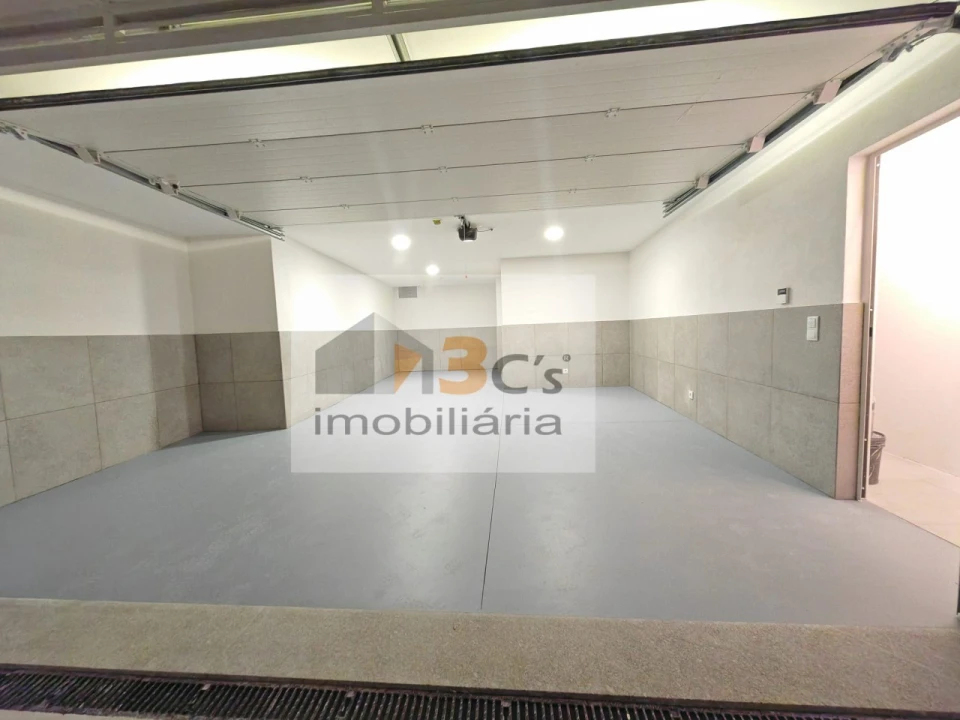 Moradia T4 para Venda em Cidade da Maia Foto 20