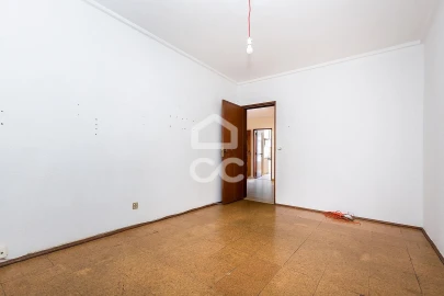 Apartamento T2 para Venda em Areeiro