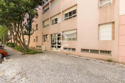 Apartamento T2 para Venda em Areeiro
